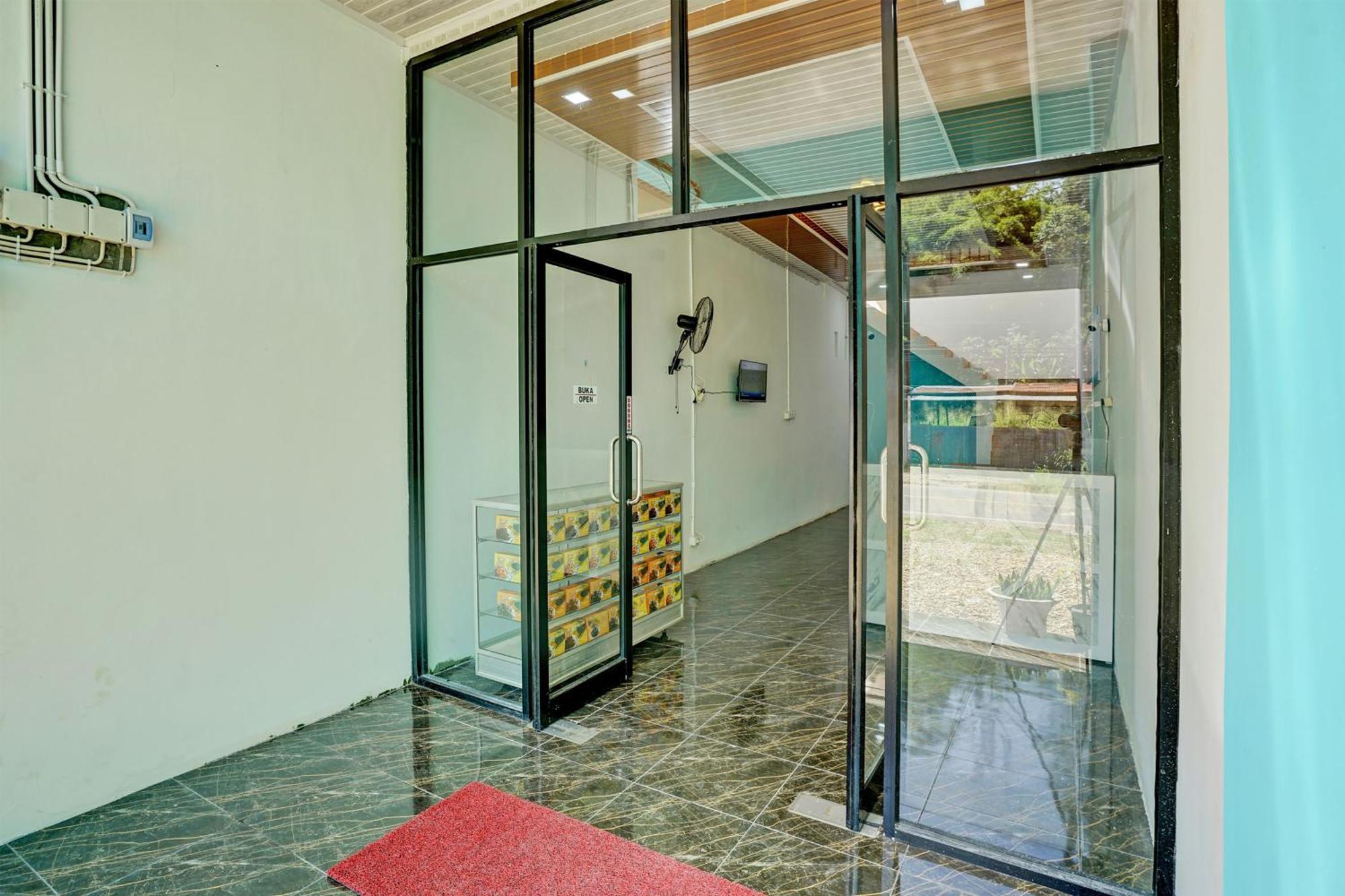 Payakumbuh Oyo 92700 D' Ngalau Residence Syariah מראה חיצוני תמונה